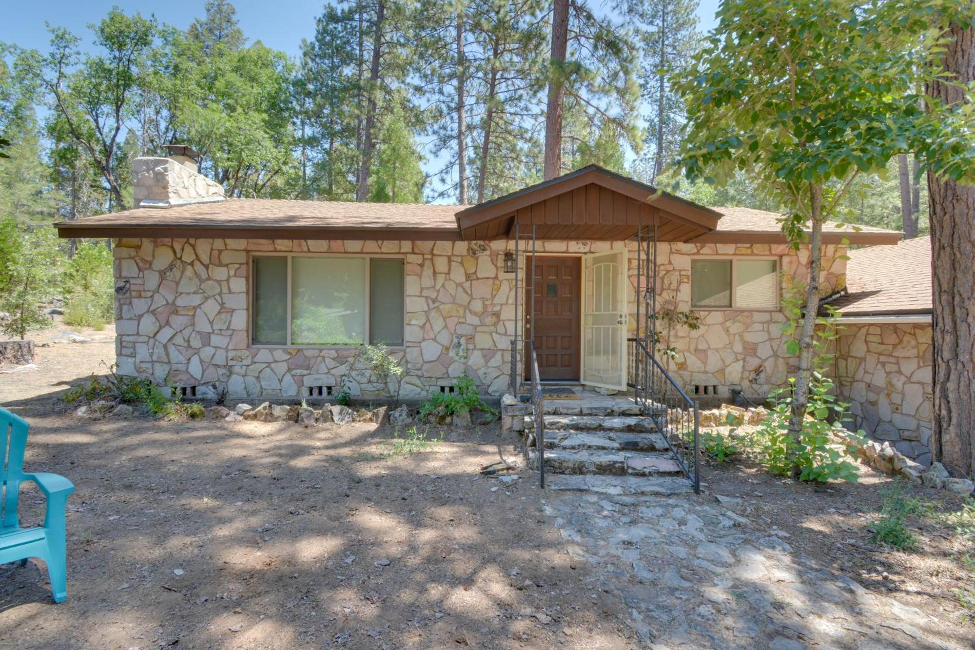 Riverfront Home Near Yosemite National Park! Groveland Eksteriør bilde