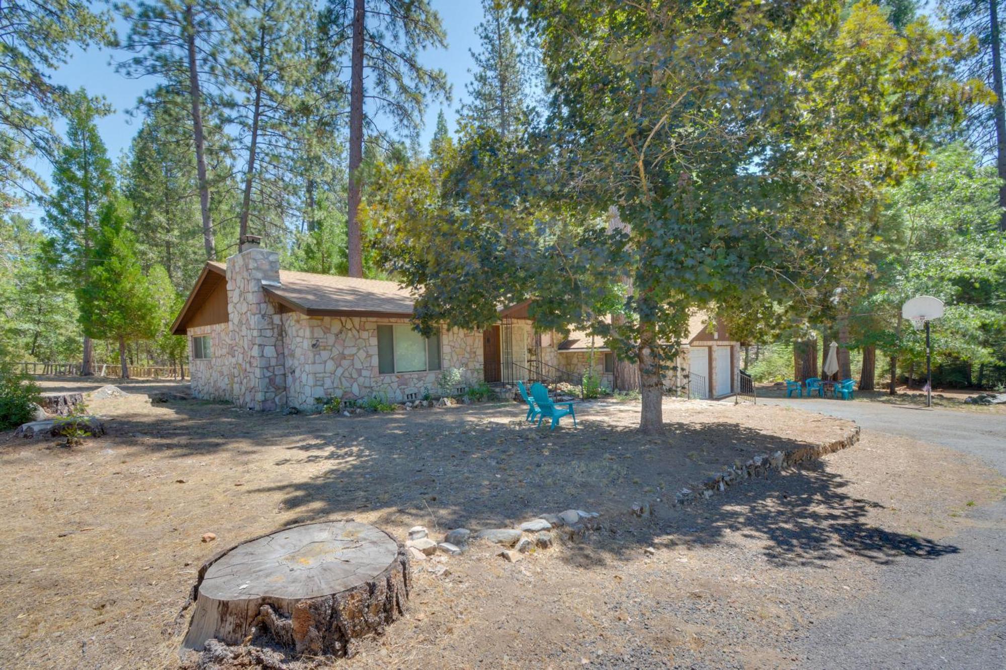 Riverfront Home Near Yosemite National Park! Groveland Eksteriør bilde